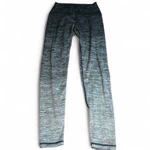 Aerie Chill Play Move -Ombre Green Leggings